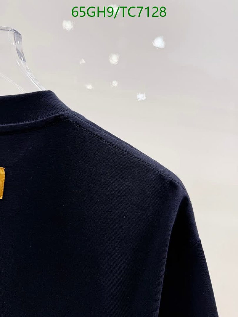 LV-Clothing Code: TC7128 $: 65USD