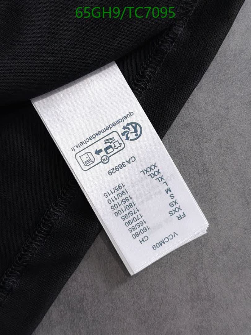 LV-Clothing Code: TC7095 $: 65USD