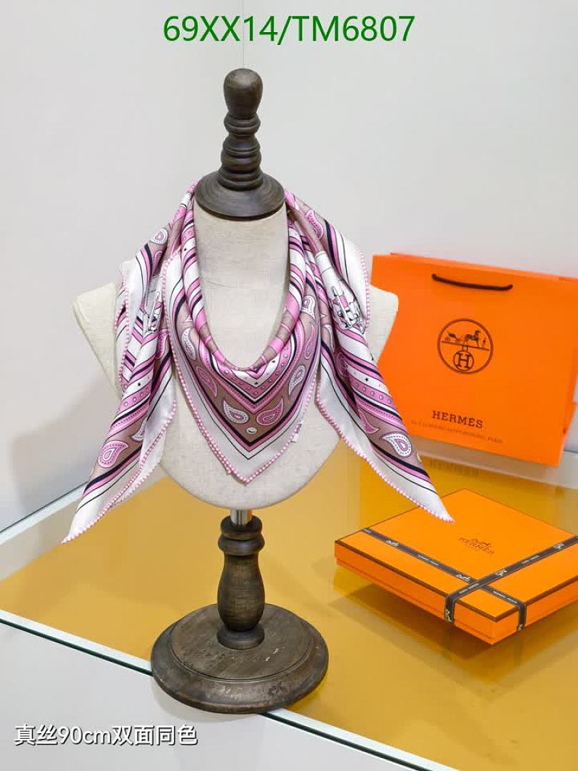 Hermes-Scarves Code: TM6807 $: 69USD