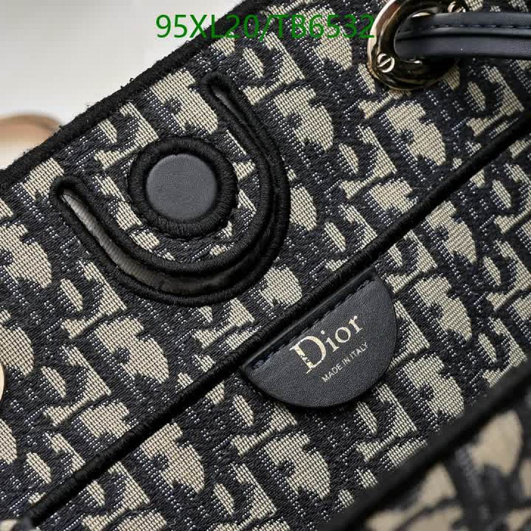 Dior-Bags(4A) Code: TB6532 $: 95USD