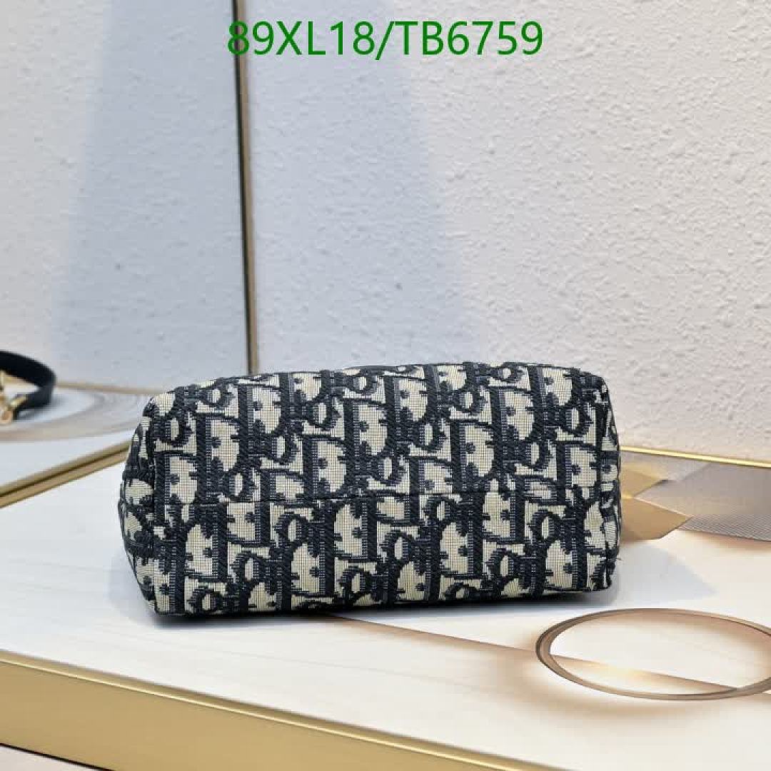 Dior-Bags(4A) Code: TB6759 $: 89USD