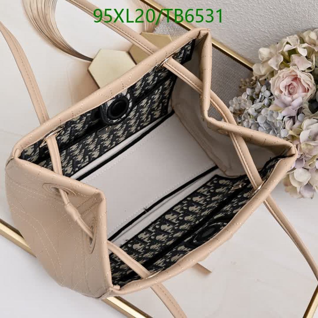 Dior-Bags(4A) Code: TB6531 $: 95USD