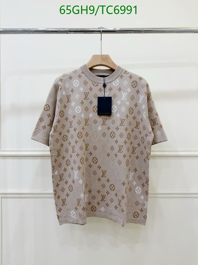 LV-Clothing Code: TC6991 $: 65USD