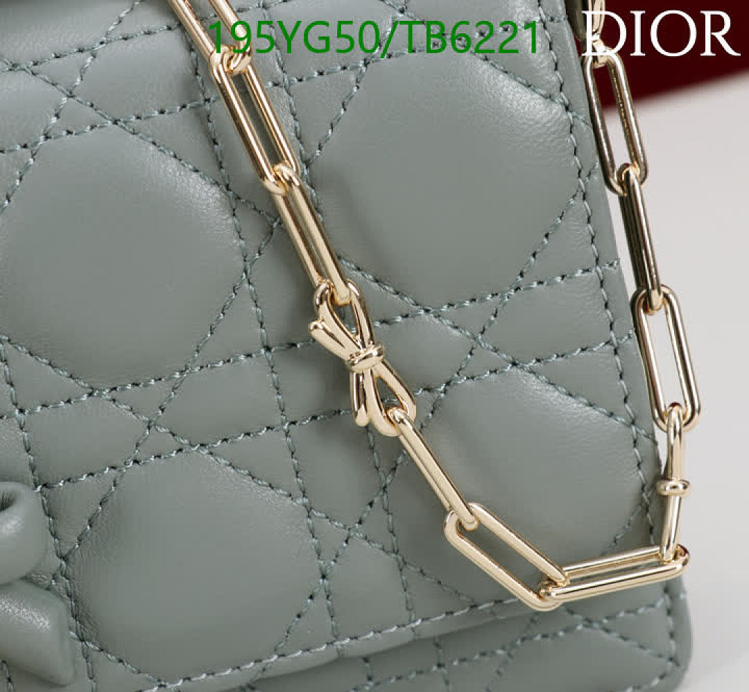 Dior-Bags(5A) Code: TB6221 $: 195USD