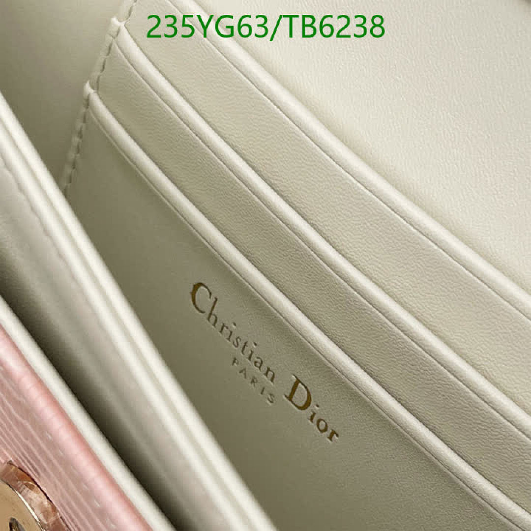 Dior-Bags(5A) Code: TB6238 $: 235USD