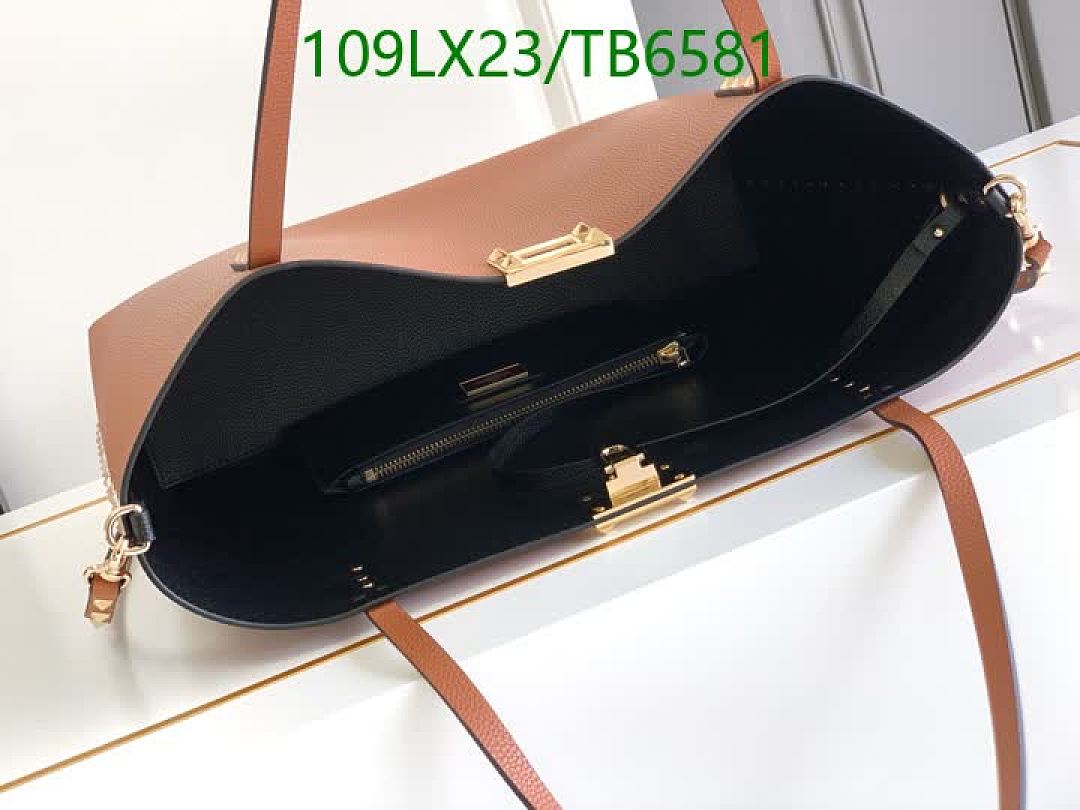 Valentino-Bags(4A) Code: TB6581 $: 109USD