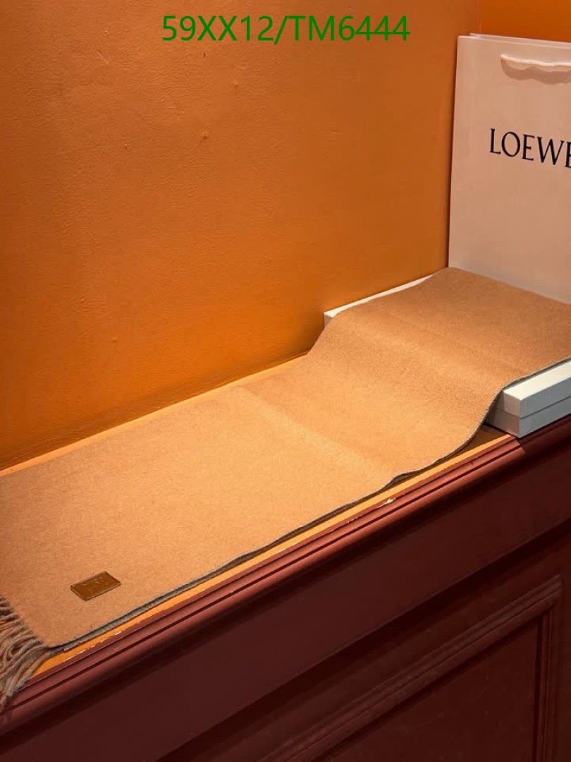 Loewe-Scarves Code: TM6444 $: 59USD