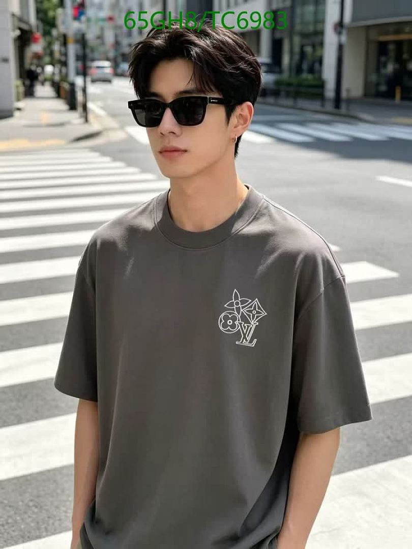LV-Clothing Code: TC6983 $: 65USD