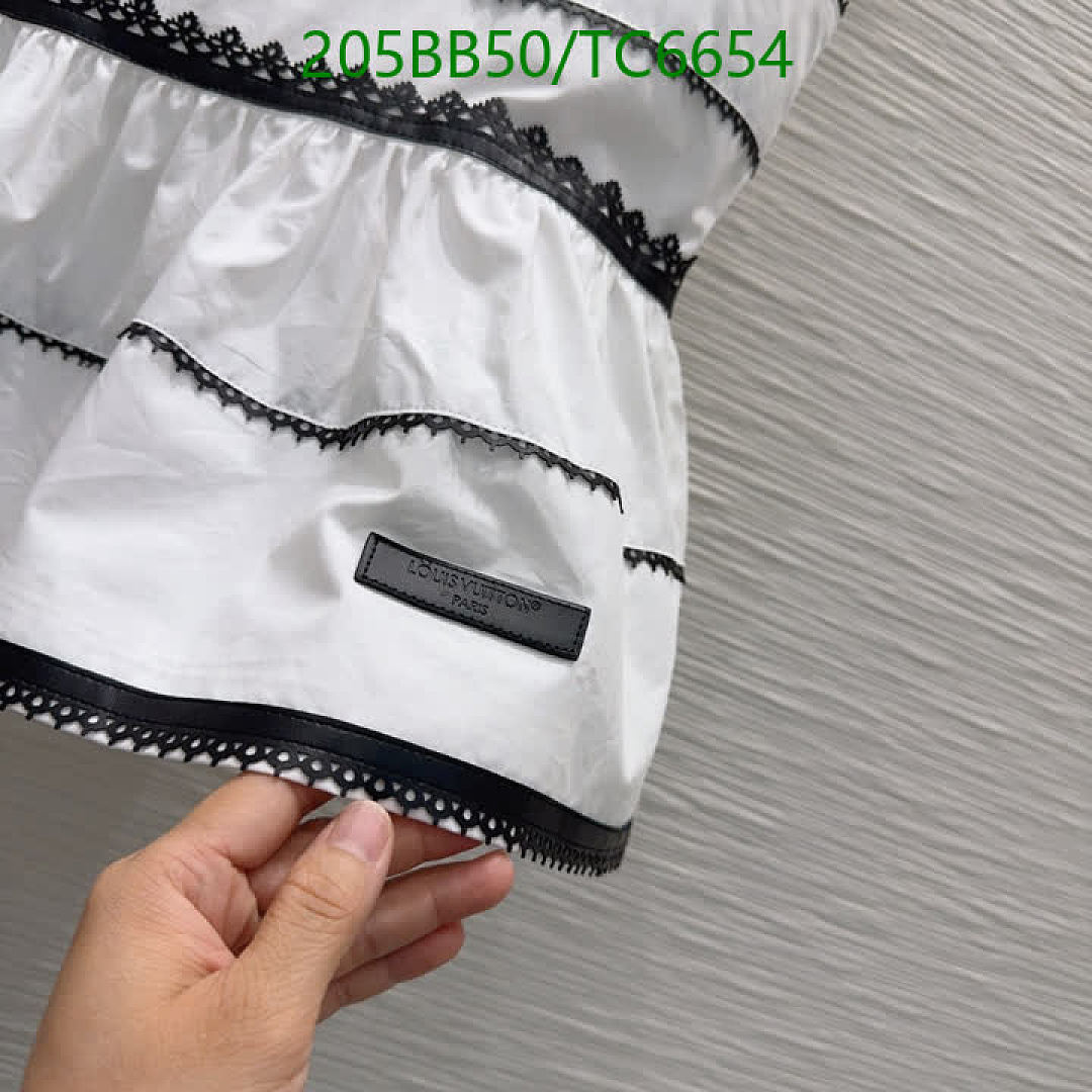 LV-Clothing Code: TC6654 $: 205USD