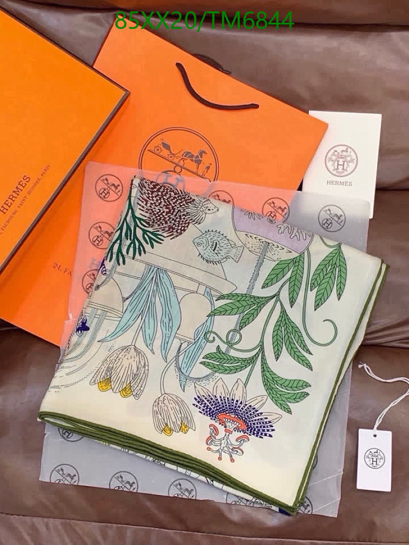Hermes-Scarves Code: TM6844 $: 85USD