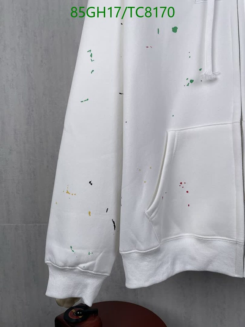 Supreme-Clothing Code: TC8170 $: 85USD