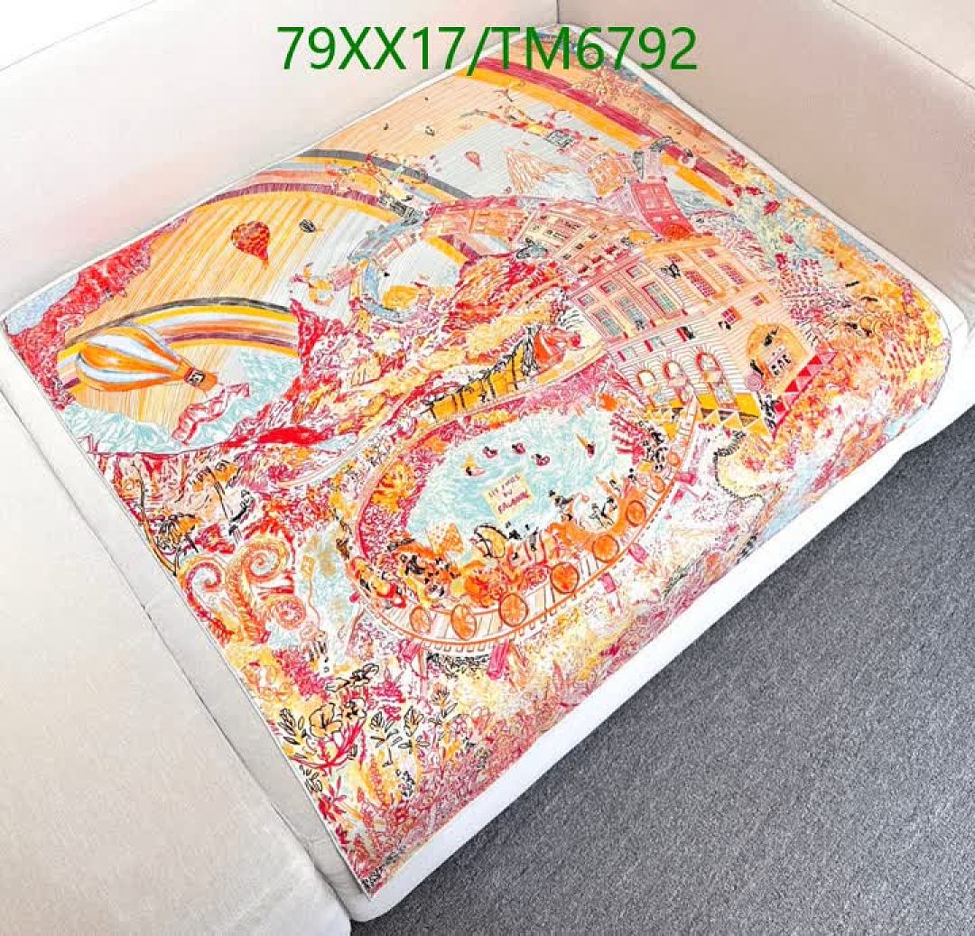 Hermes-Scarves Code: TM6792 $: 79USD