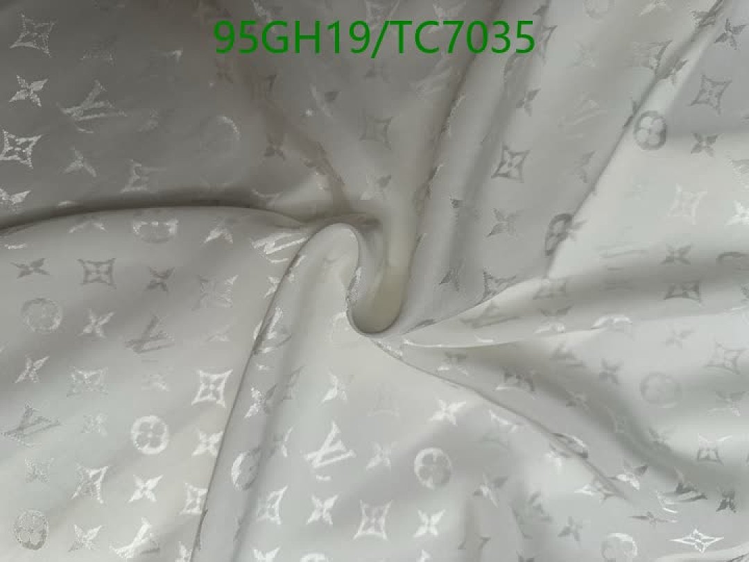 LV-Clothing Code: TC7035 $: 95USD