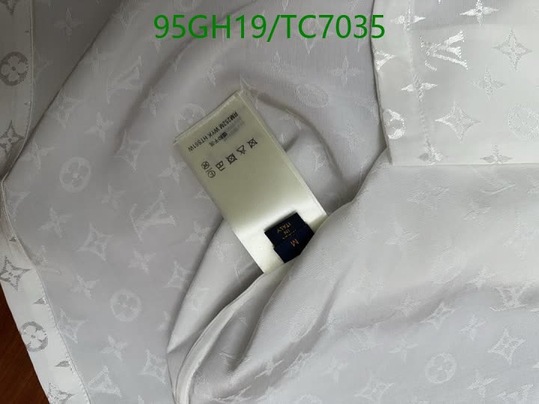 LV-Clothing Code: TC7035 $: 95USD
