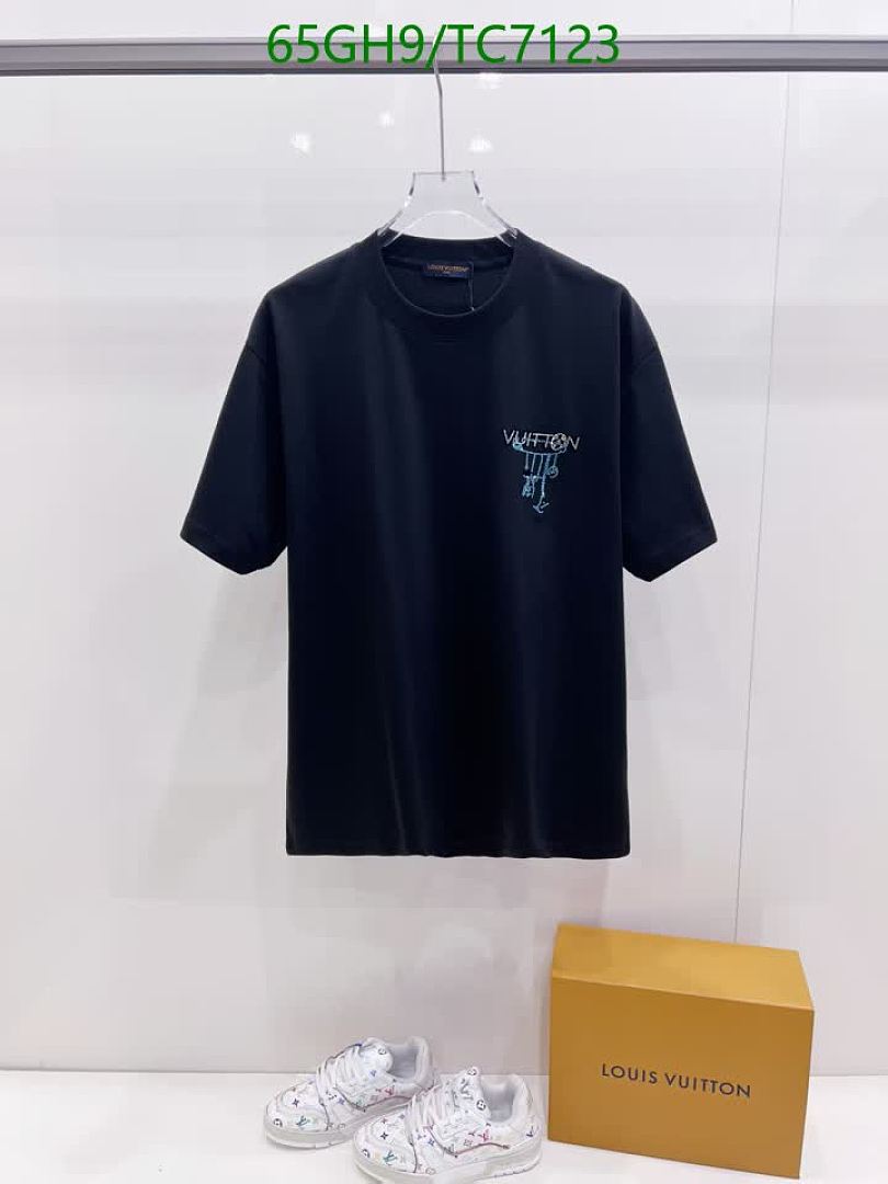 LV-Clothing Code: TC7123 $: 65USD