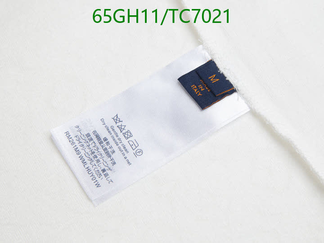 LV-Clothing Code: TC7021 $: 65USD
