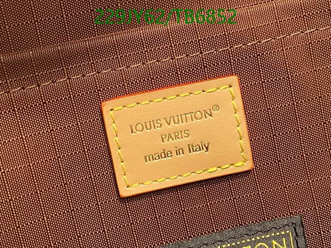 LV-Bags(5A) Code: TB6852 $: 229USD