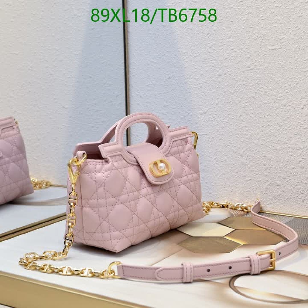 Dior-Bags(4A) Code: TB6758 $: 89USD