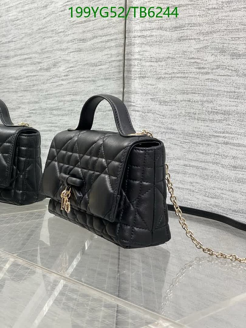Dior-Bags(5A) Code: TB6244 $: 199USD