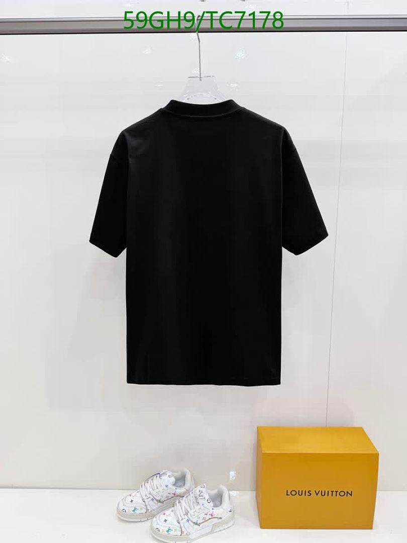 Burberry-Clothing Code: TC7178 $: 59USD