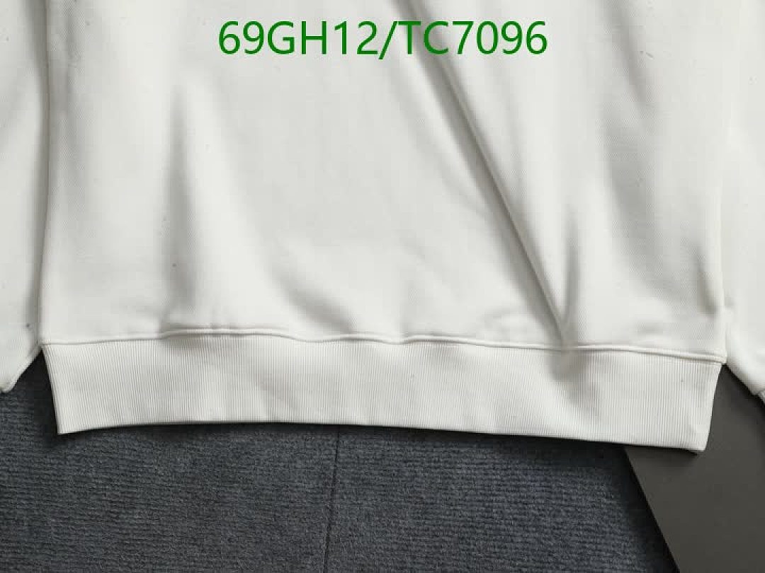 LV-Clothing Code: TC7096 $: 69USD