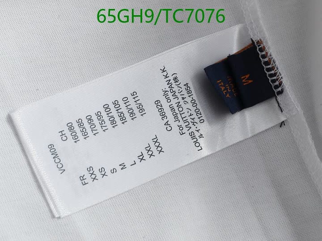 LV-Clothing Code: TC7076 $: 65USD