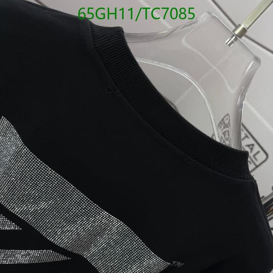 LV-Clothing Code: TC7085 $: 65USD