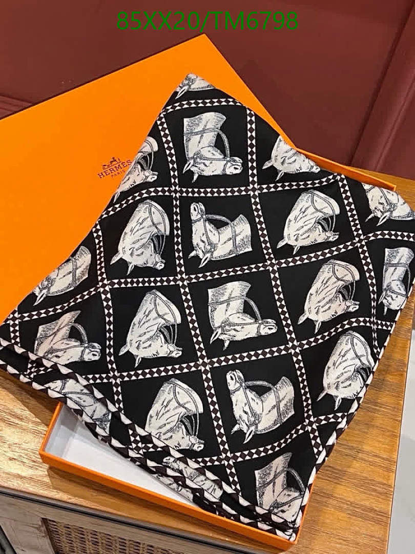 Hermes-Scarves Code: TM6798 $: 85USD