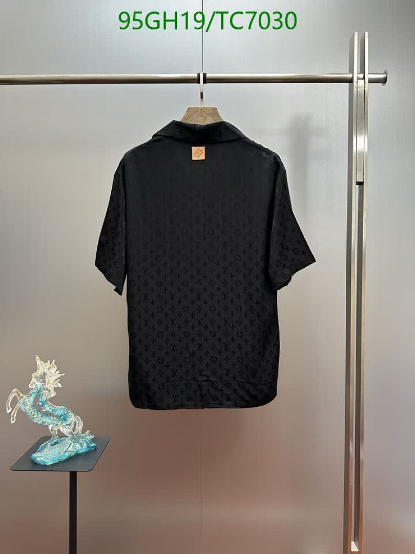 LV-Clothing Code: TC7030 $: 95USD