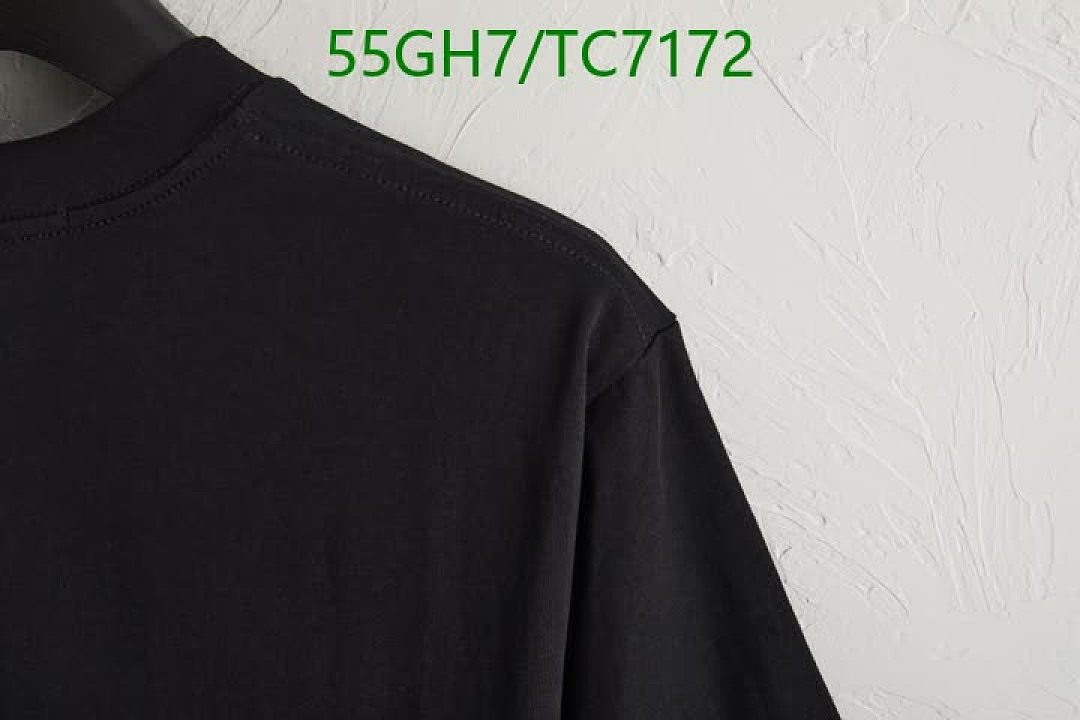 Burberry-Clothing Code: TC7172 $: 55USD
