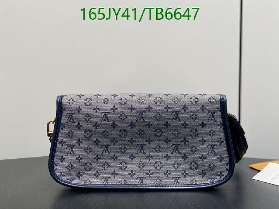 LV-Bags(5A) Code: TB6647 $: 165USD
