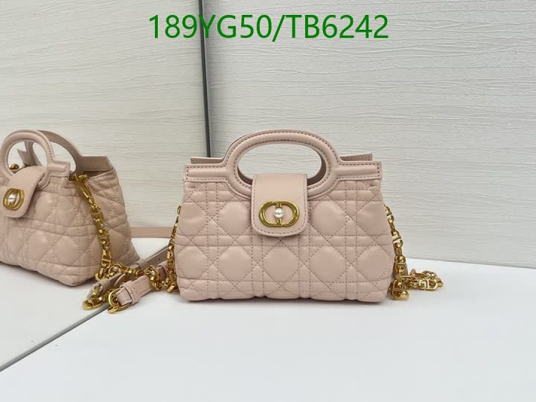 Dior-Bags(5A) Code: TB6242 $: 189USD
