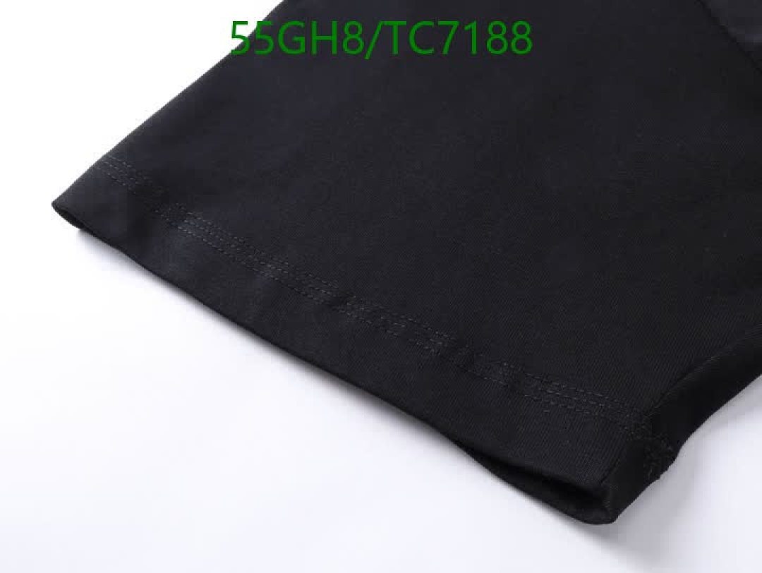 Burberry-Clothing Code: TC7188 $: 55USD