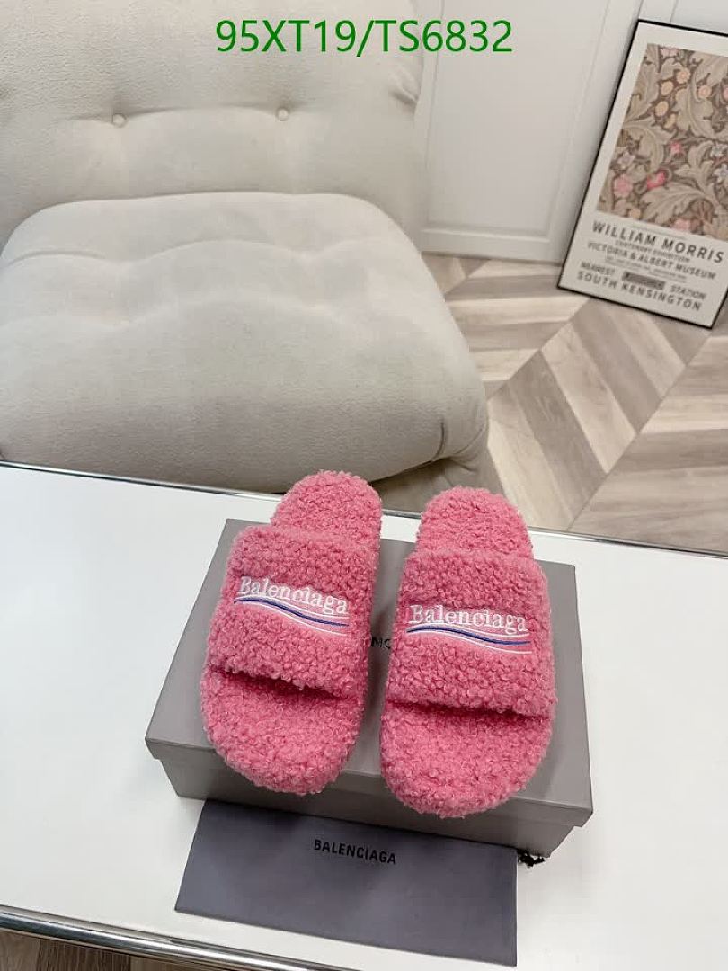 Balenciaga-Shoes(Women) Code: TS6832 $: 95USD