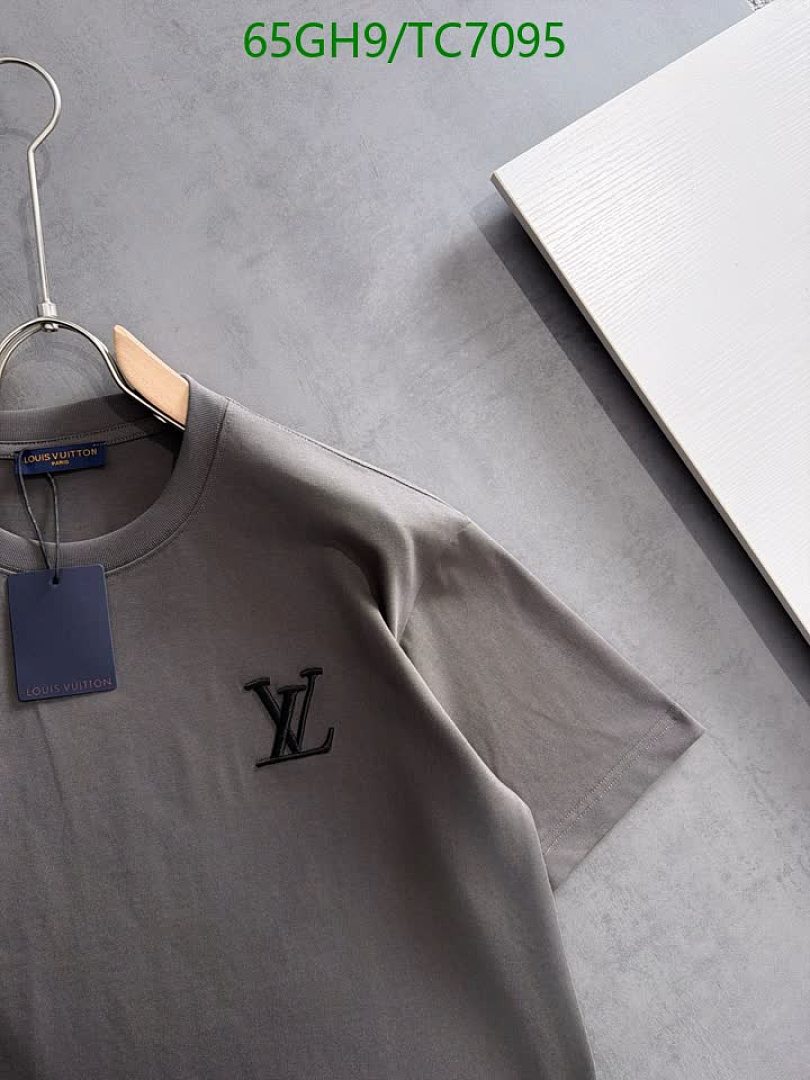 LV-Clothing Code: TC7095 $: 65USD