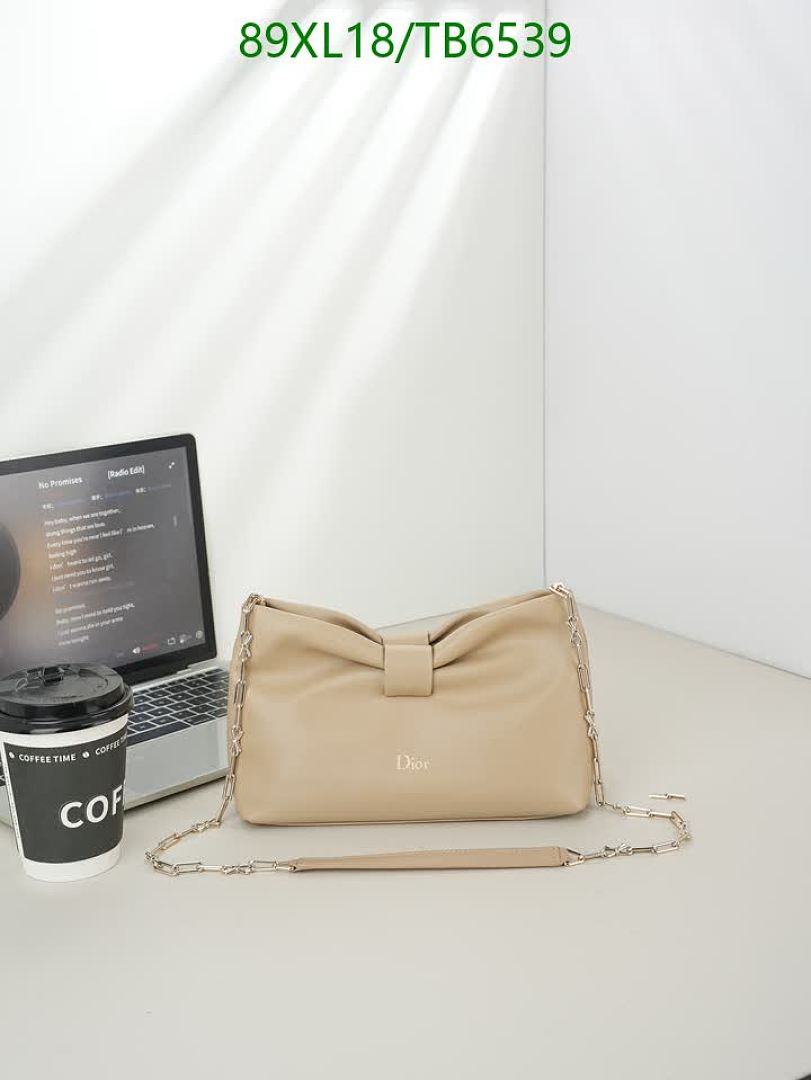 Dior-Bags(4A) Code: TB6539 $: 89USD