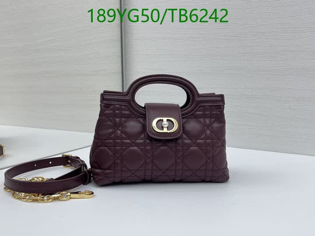 Dior-Bags(5A) Code: TB6242 $: 189USD