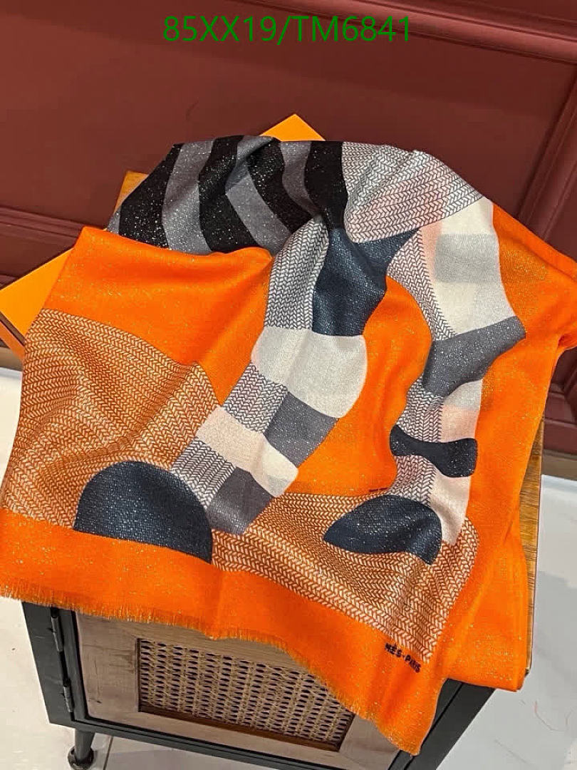 Hermes-Scarves Code: TM6841 $: 85USD