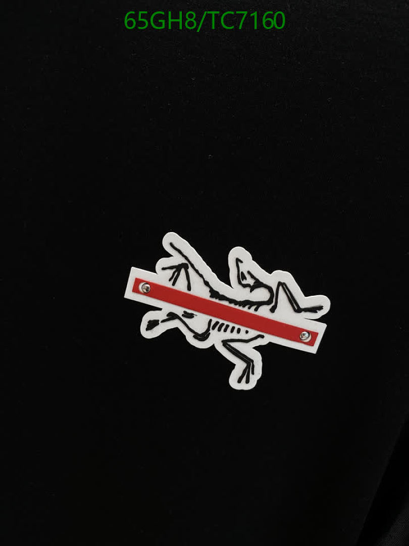 Burberry-Clothing Code: TC7160 $: 65USD