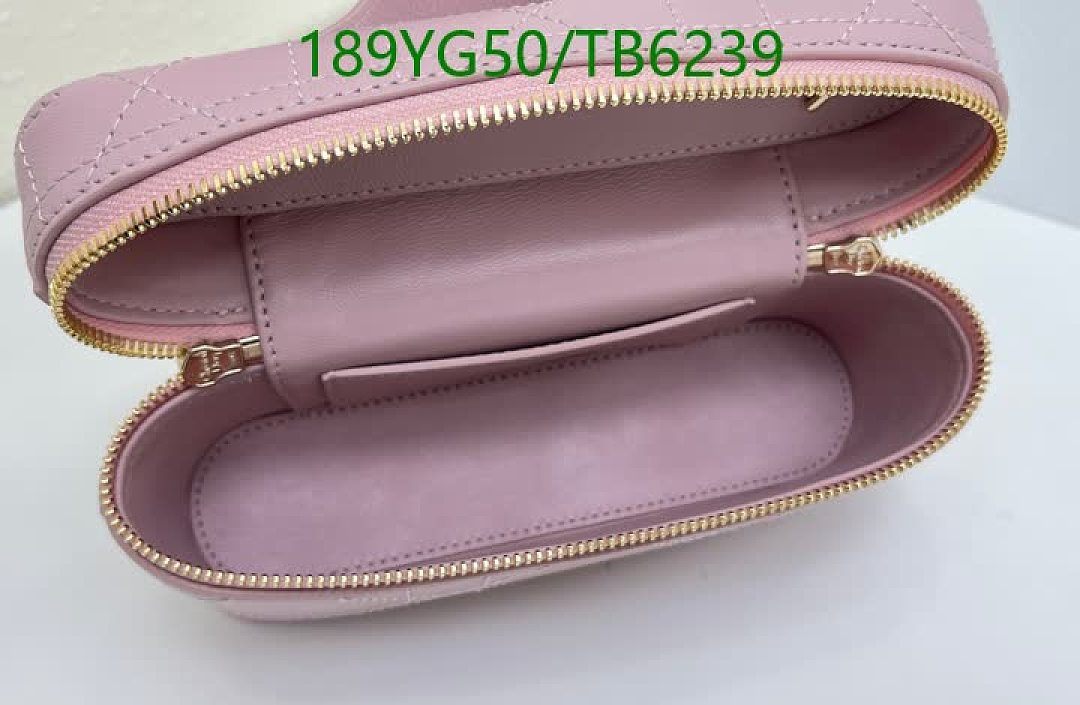 Dior-Bags(5A) Code: TB6239 $: 189USD