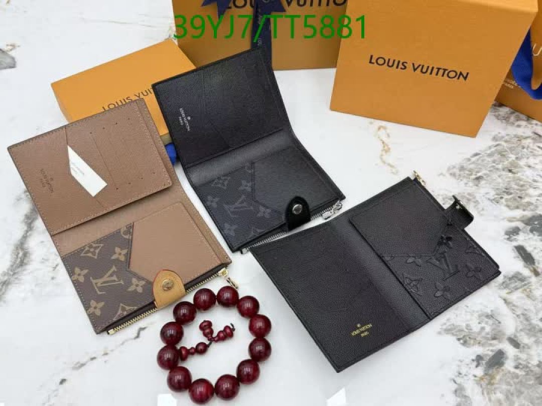 LV-Wallets(4A) Code: TT5881 $: 39USD