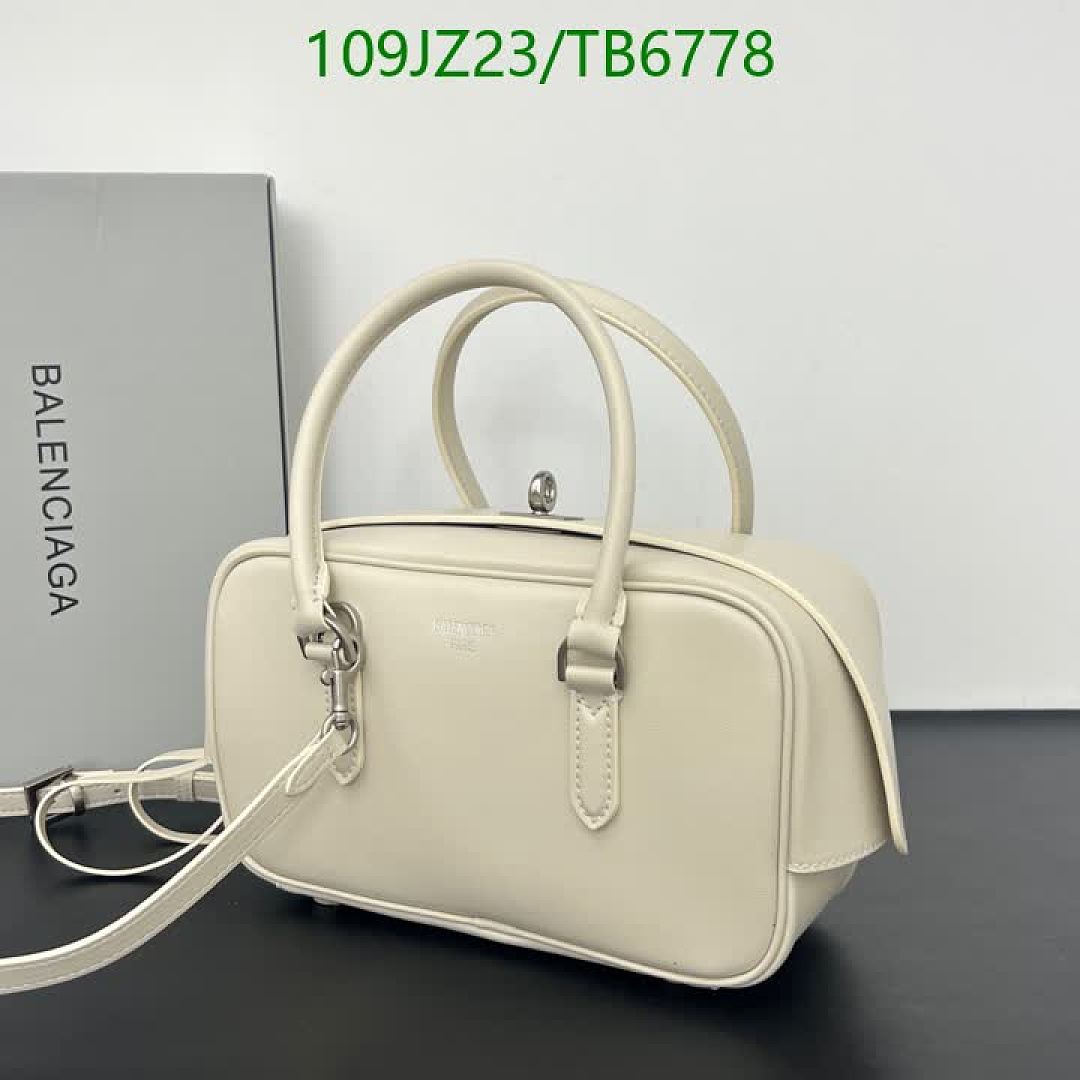 Balenciaga-Bags(4A) Code: TB6778 $: 109USD