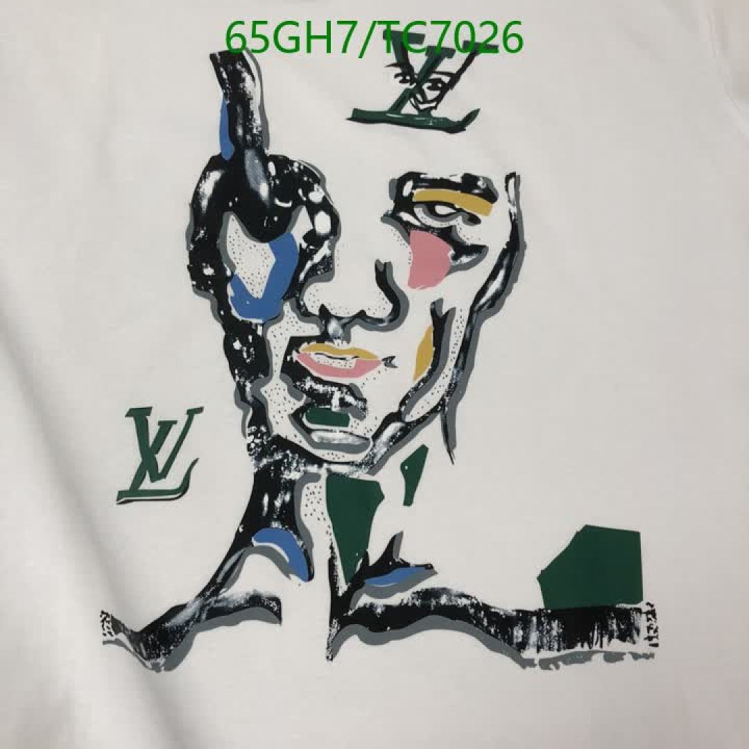 LV-Clothing Code: TC7026 $: 65USD