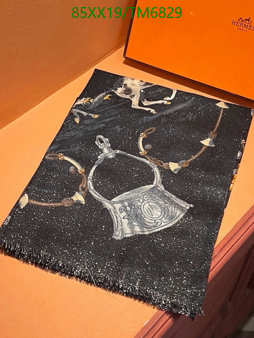 Hermes-Scarves Code: TM6829 $: 85USD
