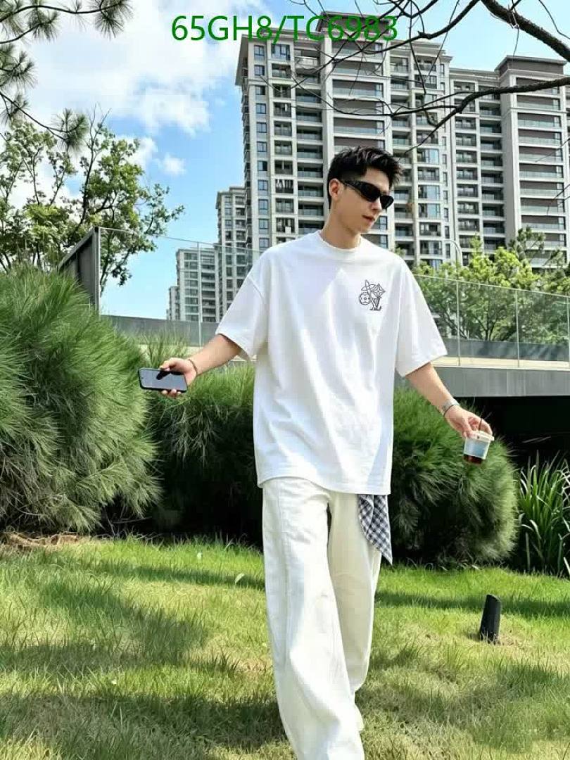 LV-Clothing Code: TC6983 $: 65USD