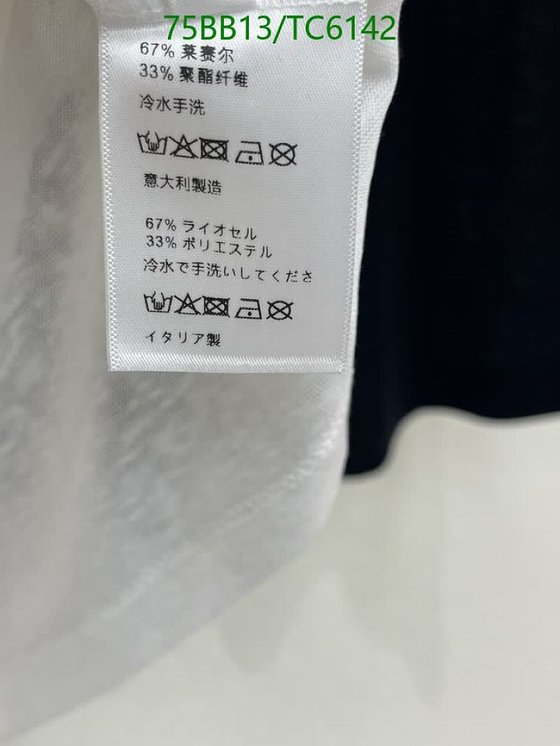 Dior-Clothing Code: TC6142 $: 75USD