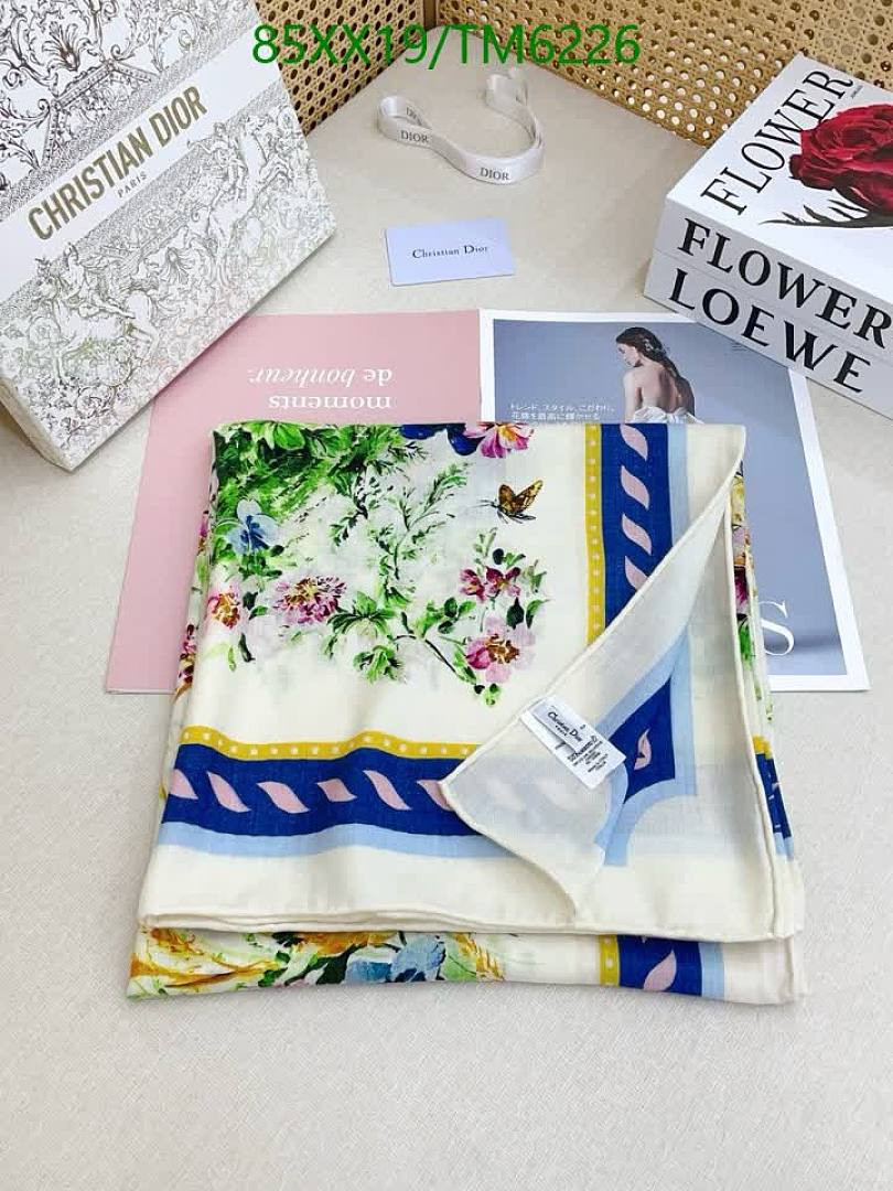 Celine-Scarves Code: TM6226 $: 85USD