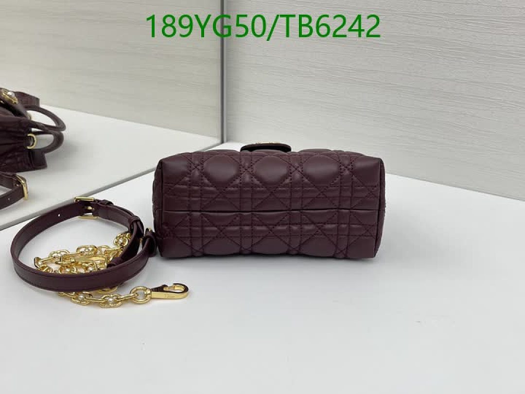 Dior-Bags(5A) Code: TB6242 $: 189USD