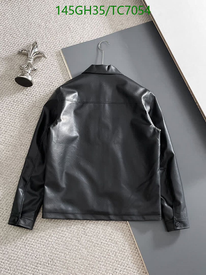 LV-Clothing Code: TC7054 $: 145USD