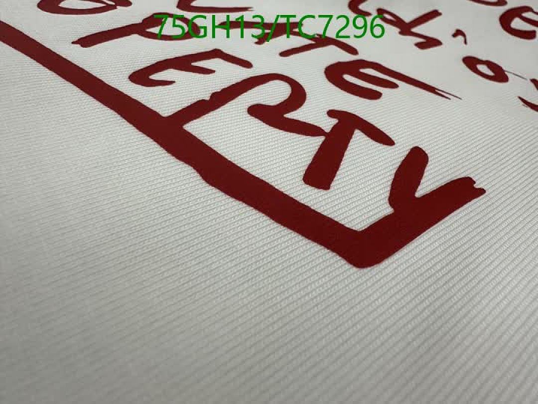Acne Studios-Clothing Code: TC7296 $: 75USD